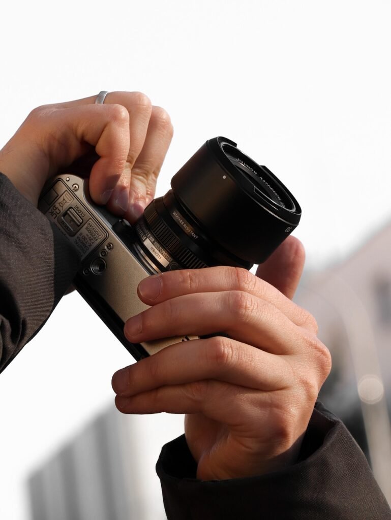 camera, lens, digital, focus, zoom, exposure, action, hands, holding camera, photography